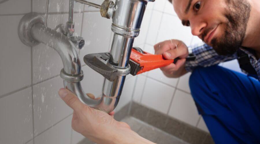 Local tankless water heater installation in Spokane, MO